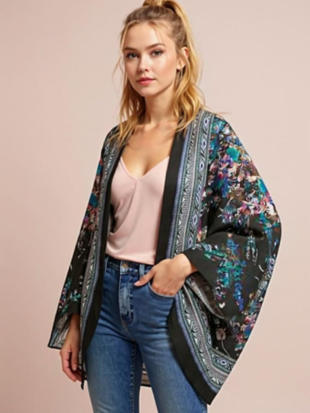 Anthropologie Elizabeth Gillett Bohemian Floral Print Viscose Kimono Top Topper